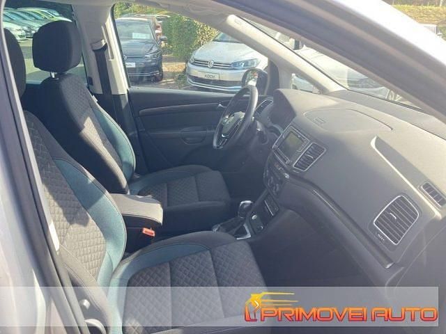 Usata VW Sharan 177 CV (130 kW) 2019 Argento Monovolume