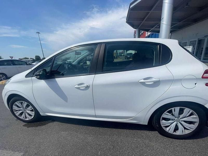 Usata Peugeot 208 Active 95 CV (69 kW) 2011 Utilitaria