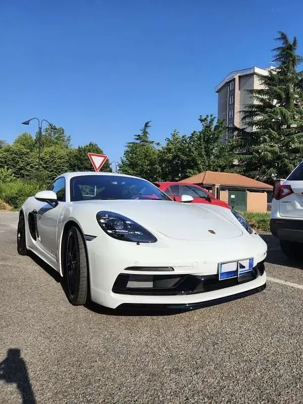 Usata Porsche 718 400 CV (294 kW) 2023 Cabrio