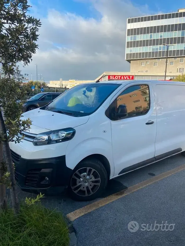 Usata Citroën Jumpy 120 CV (88 kW) 2021 Bianco Monovolume