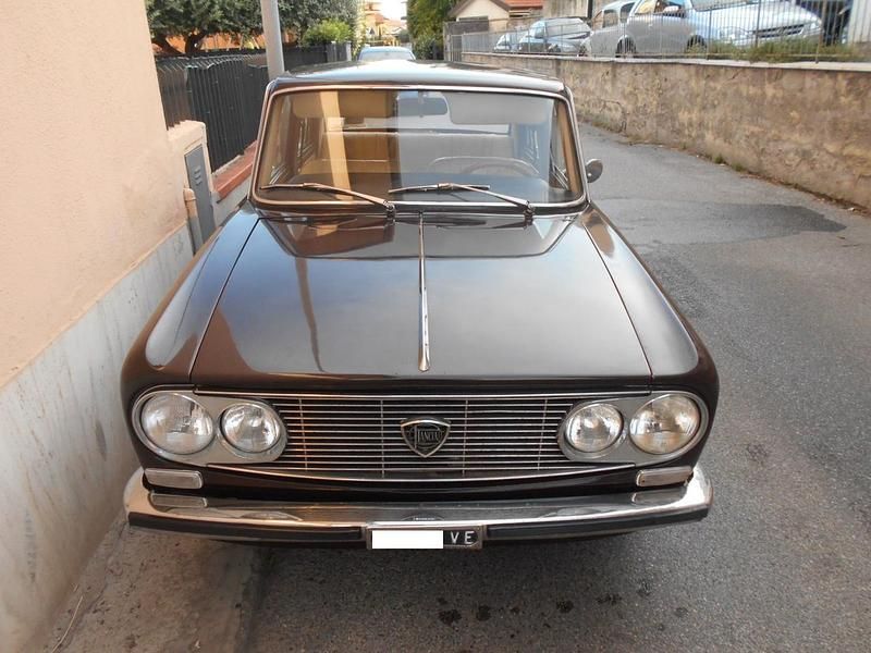 Usata Lancia Fulvia 85 CV (62 kW) 1975 Marrone Berlina