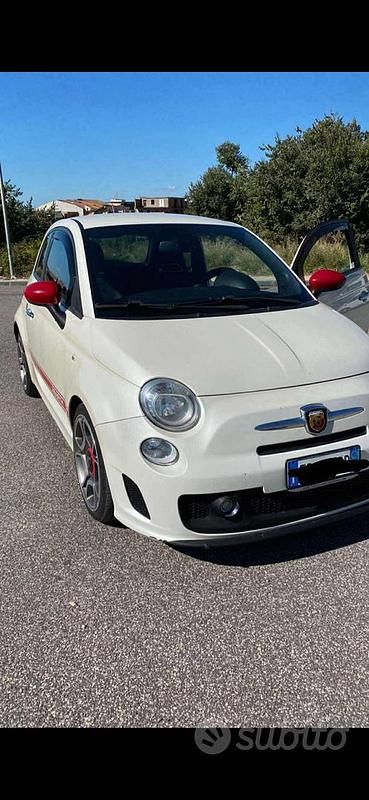 Usata Abarth 500 135 CV (99 kW) 2010 Bianco Utilitaria