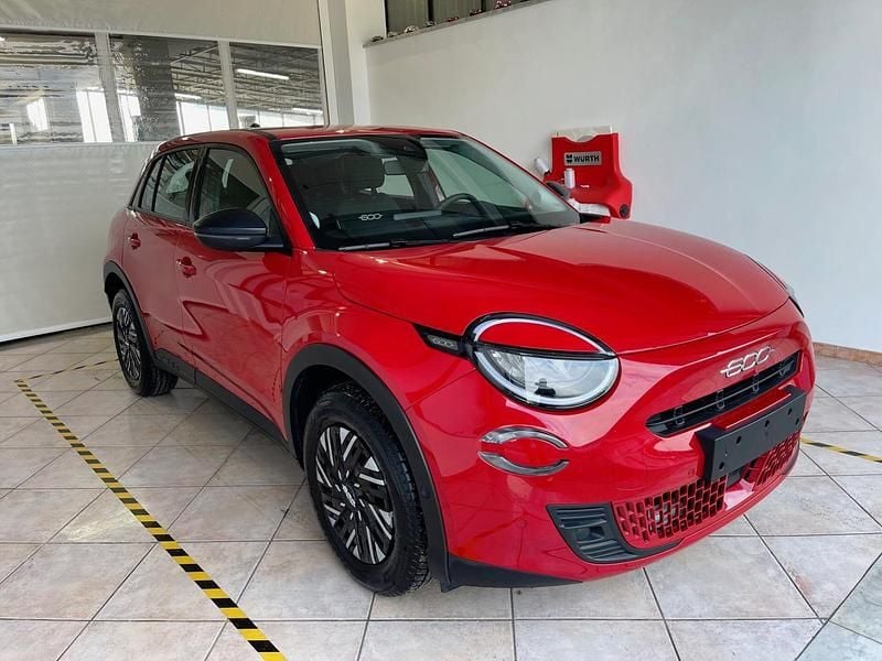 Usata Fiat 600 101 CV (74 kW) 2024 Rosso SUV