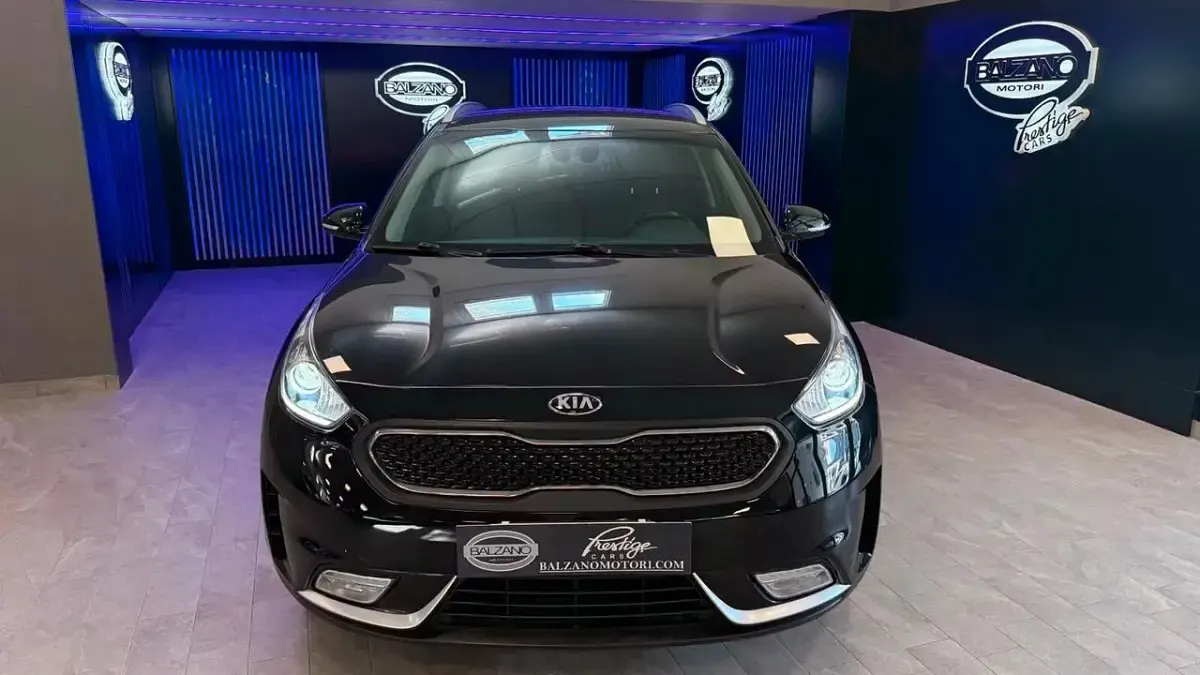 Usata Kia Niro Style 104 CV (76 kW) 2019 Nero SUV