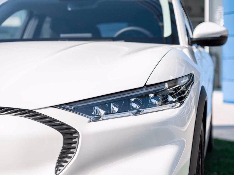 Usata Ford Mustang Mach-E Standard Range 197 kW (269 CV) 2022 Bianco SUV