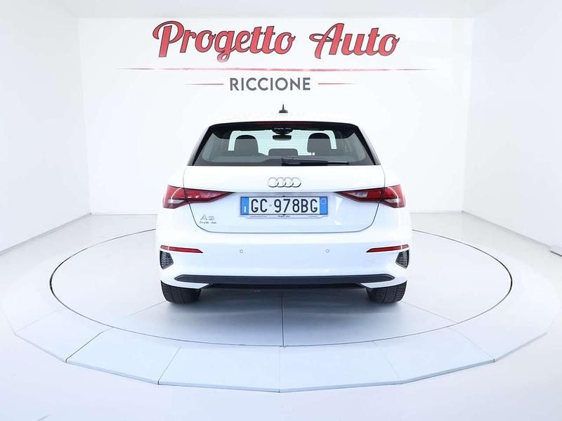 Usata Audi A3 Ambiente 110 CV (80 kW) 2020 Bianco ibis Berlina