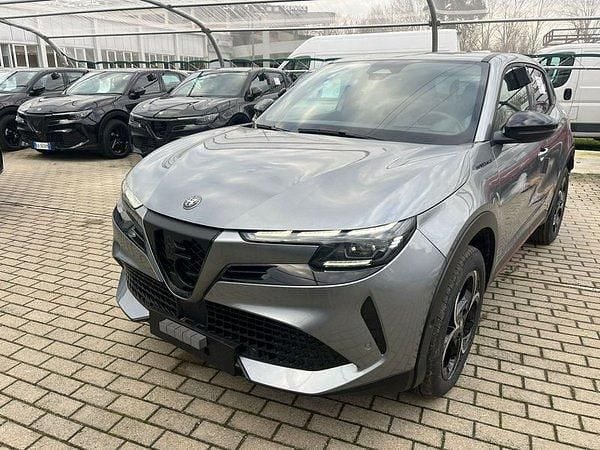 Usata Alfa Romeo Junior Edizione Speciale 145 CV (106 kW) 2026 SUV