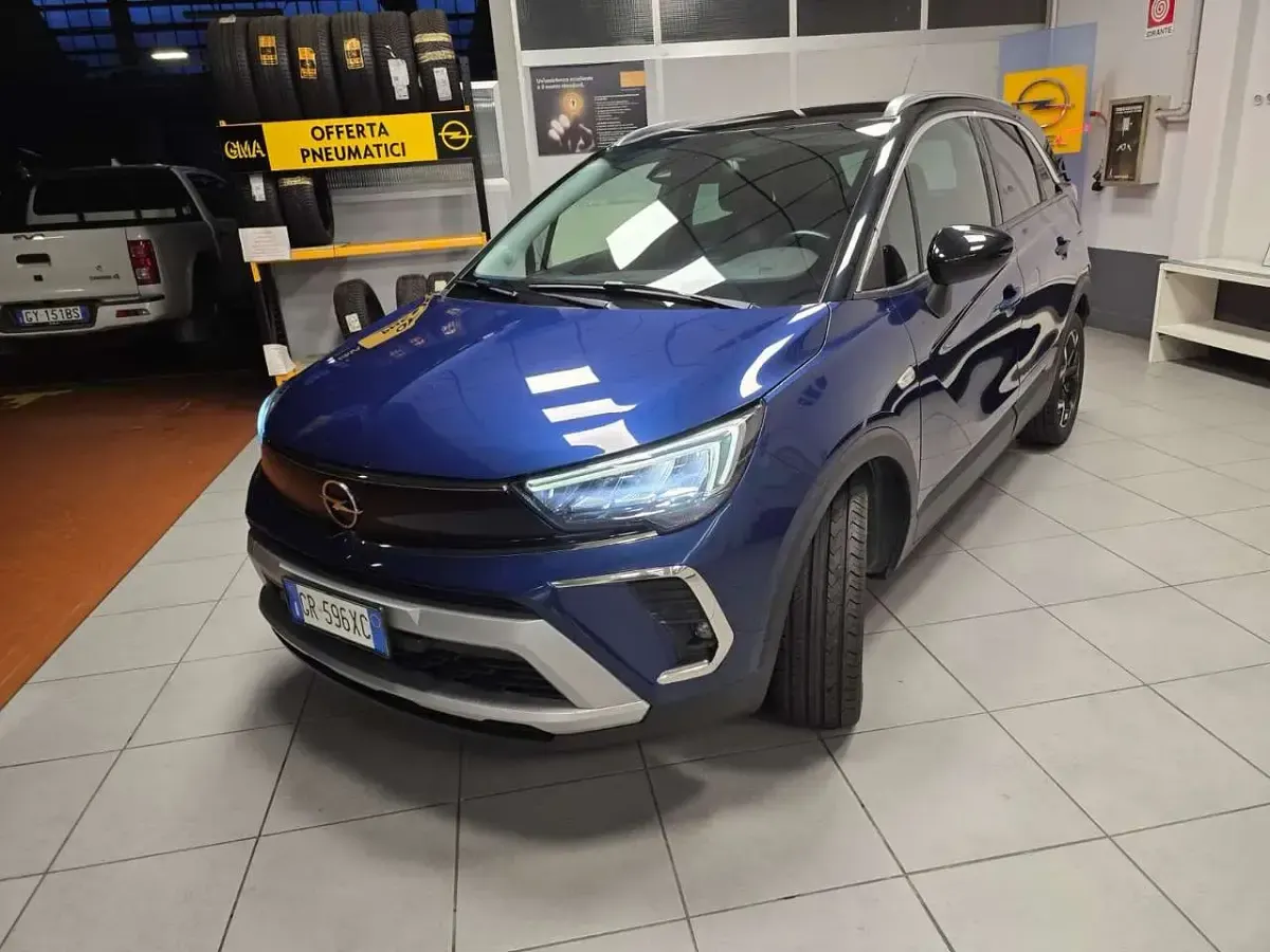Usata Opel Crossland Ultimate 131 CV (96 kW) 2023 Blu/azzurro SUV