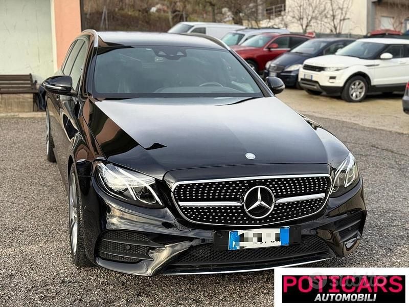 Usata Mercedes E220 Premium Plus 194 CV (142 kW) 2017 Nero Station wagon