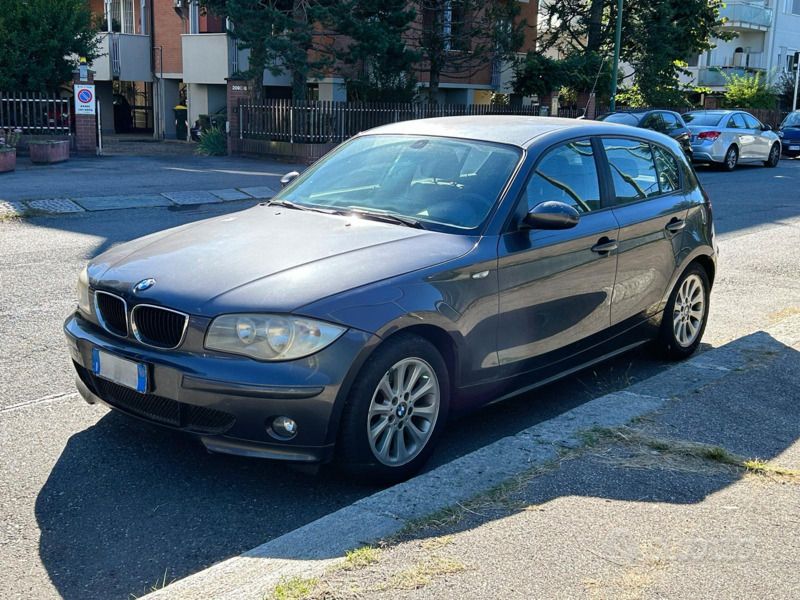 Usata BMW 120 167 CV (122 kW) 2007 Grigio Utilitaria