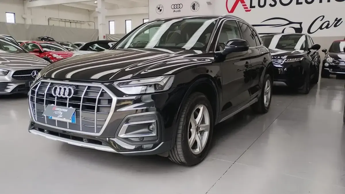 Usata Audi Q5 Advanced 204 CV (150 kW) 2021 Nero SUV