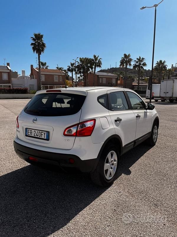 Usata Nissan Qashqai 110 CV (80 kW) 2013 Bianco SUV