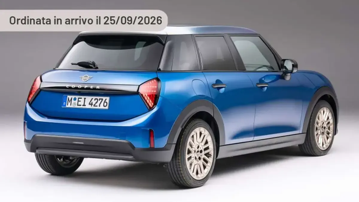 Ny Mini Cooper 156 HK (114 kW) 2025 Silver Halvkombi