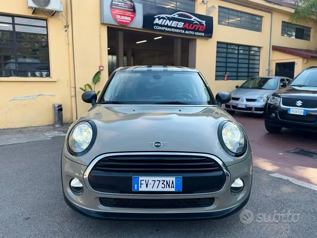 Usata Mini One D 95 CV (69 kW) 2019 Verde Utilitaria