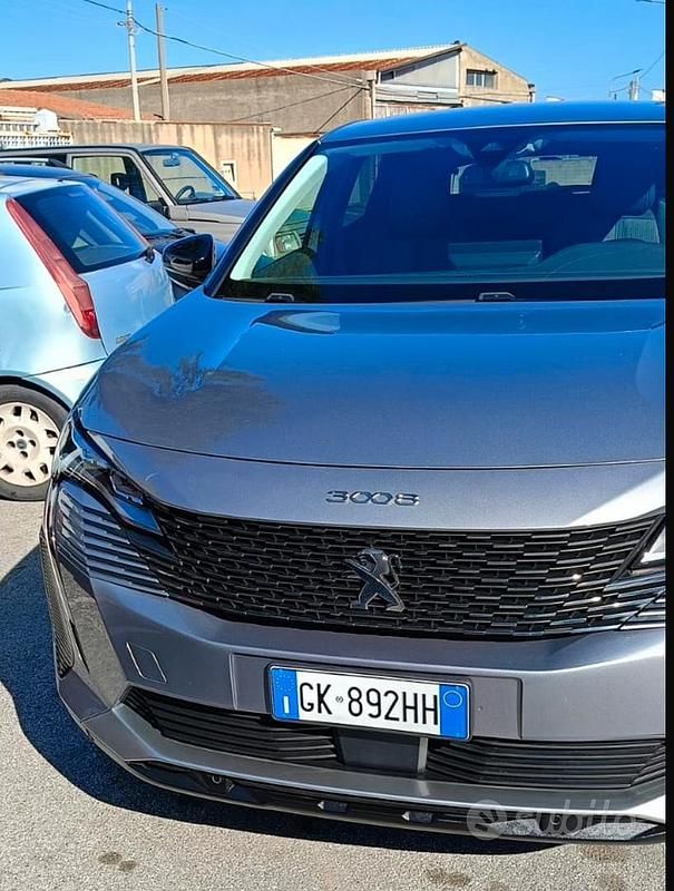 Usata Peugeot 3008 130 CV (95 kW) 2020 Grigio SUV