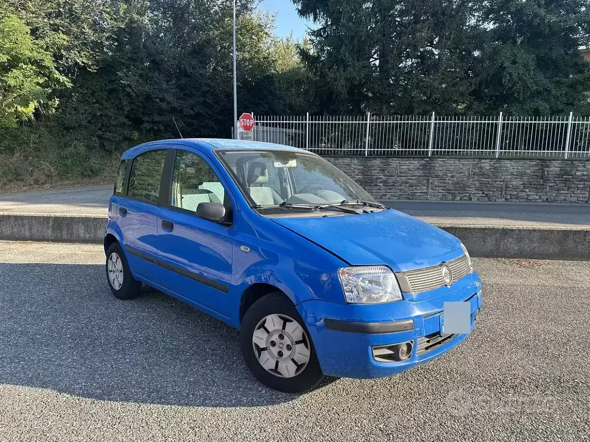 Usata Fiat Panda 54 CV (39 kW) 2006 Bluazzurro Utilitaria