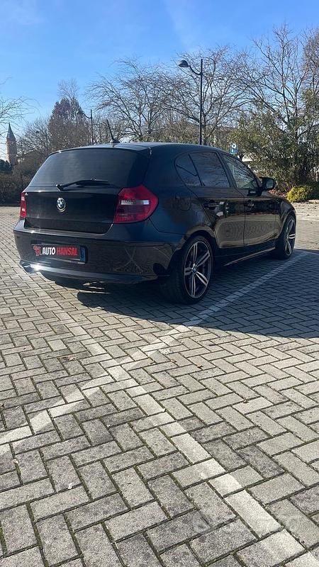 Usata BMW 120 177 CV (130 kW) 2010 Nero Utilitaria