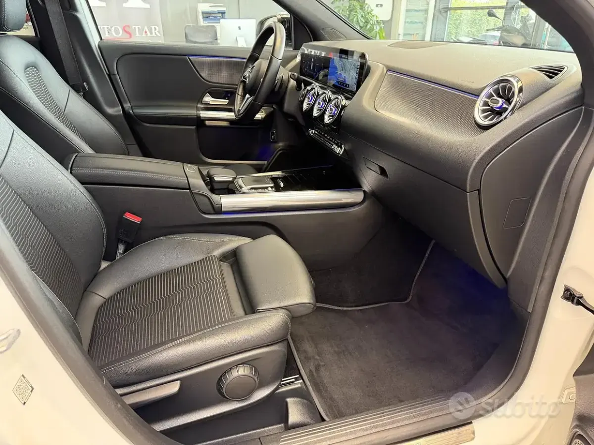 Usata Mercedes GLA200 150 CV (110 kW) 2021 Bianco SUV