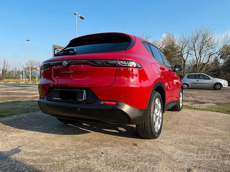 Usata Alfa Romeo Tonale Sprint 131 CV (96 kW) 2024 Rosso SUV