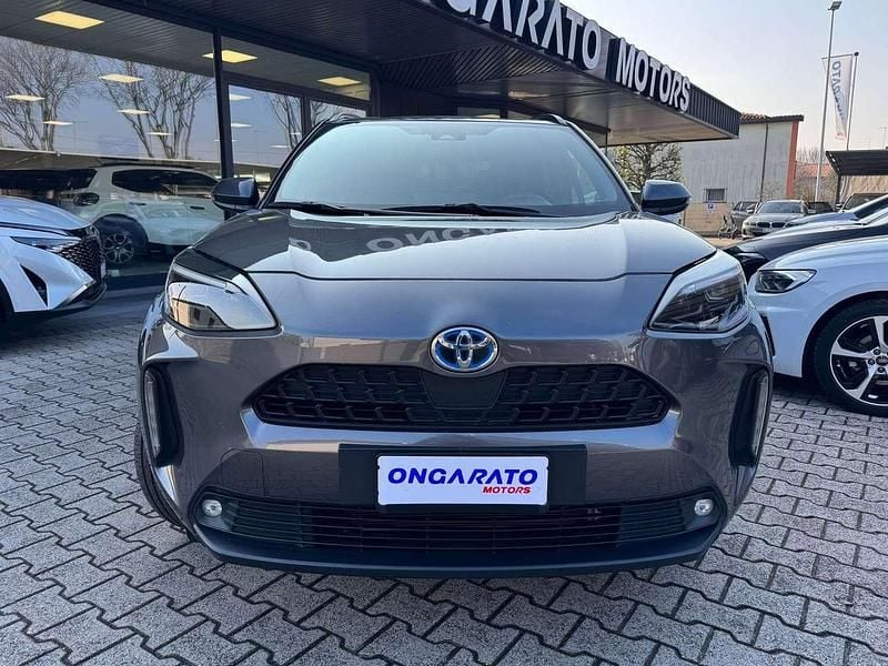 Usata Toyota Yaris Cross Trend 131 CV (96 kW) 2025 Argento SUV