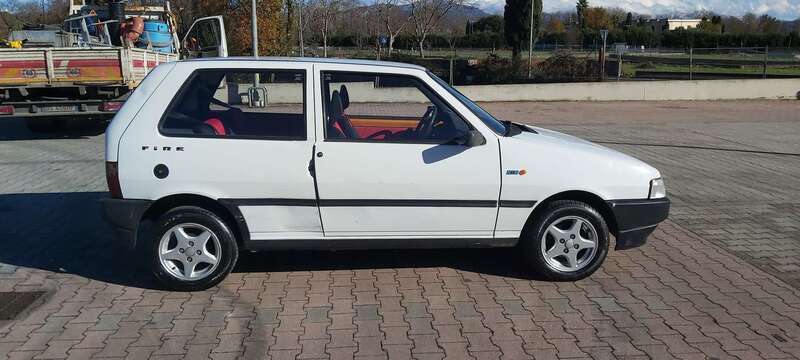 Usato 1992 Fiat Uno 1.0 Benzin 45 CV (1.000 €)