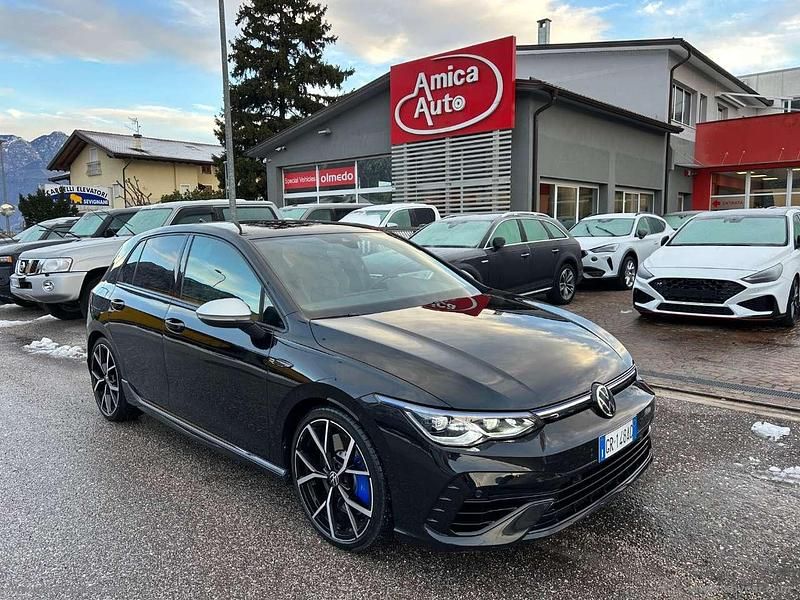 Usata VW Golf VIII R 320 CV (235 kW) 2021 Nero Berlina