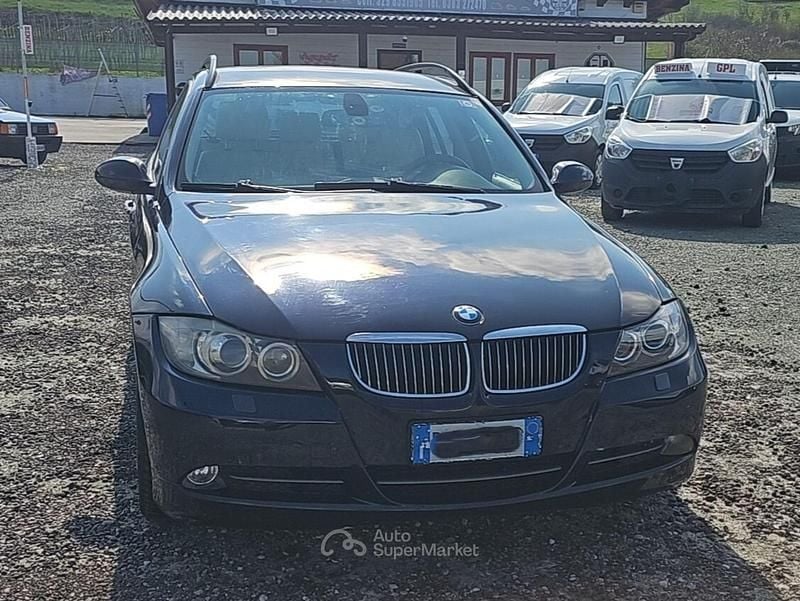 Usata BMW 330 231 CV (169 kW) 2007 Blu Station wagon