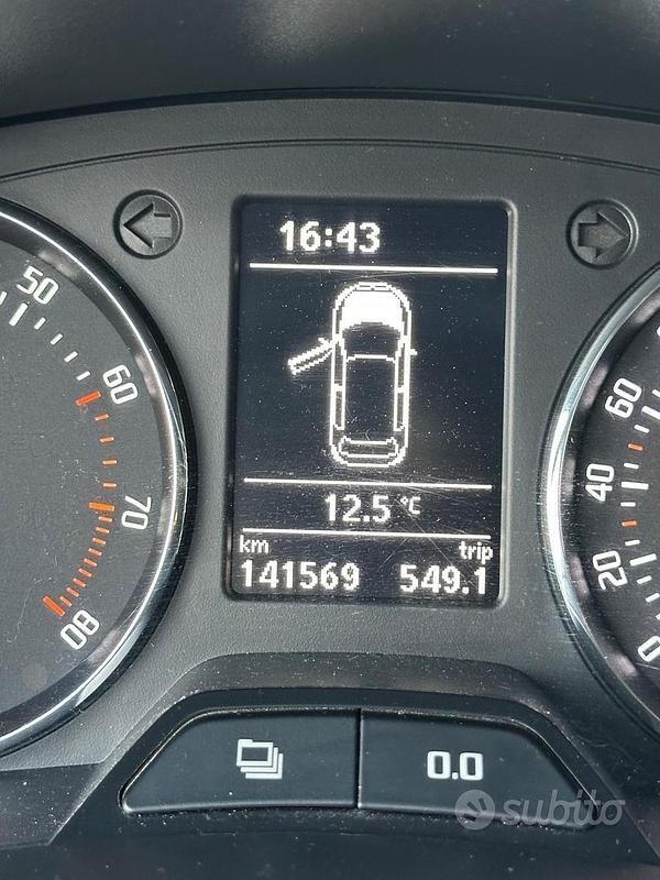 Usata Skoda Fabia Ambition 86 CV (63 kW) 2013 Grigio Berlina