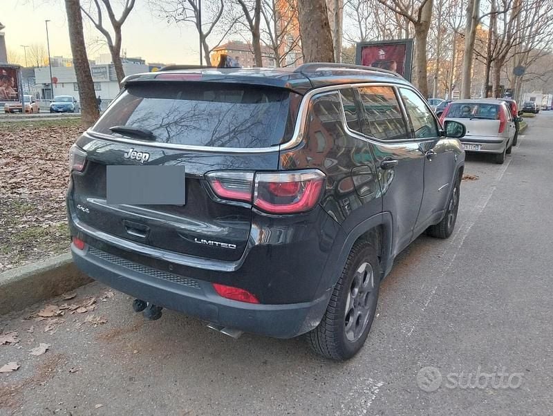 Usata Jeep Compass 140 CV (102 kW) 2017 Nero SUV