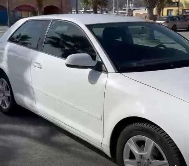 Usata Audi A3 Young 90 CV (66 kW) 2011 Bianco Utilitaria