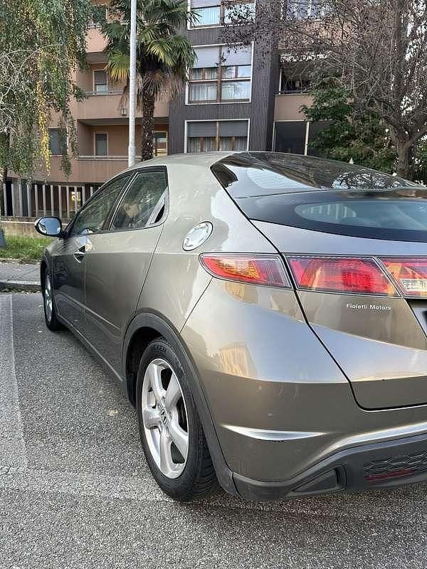 Usata Honda Civic Elegance 83 CV (61 kW) 2008 Berlina