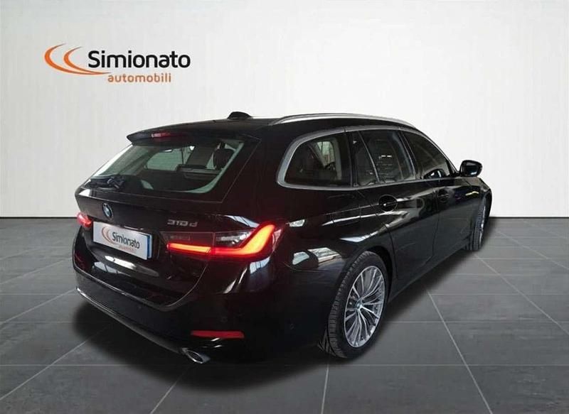 Usata BMW 318 Efficient Dynamics 150 CV (110 kW) 2022 Nero Station wagon