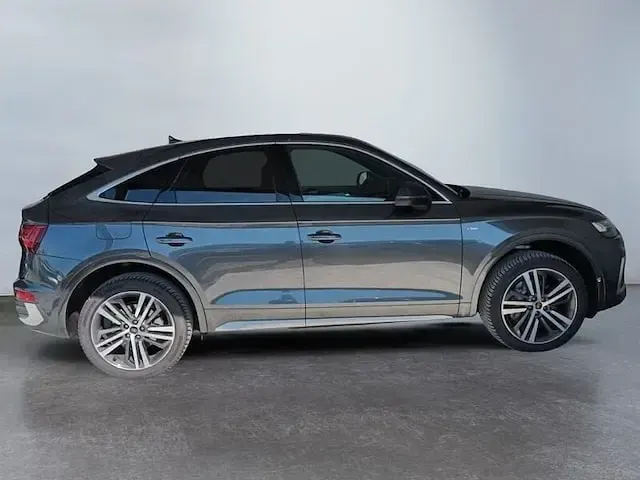Usata Audi Q5 Sportback S-line plus 204 CV (150 kW) 2025 Grigio SUV