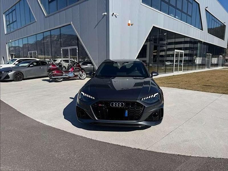 Usata Audi RS4 450 CV (330 kW) 2020 Grigio Station wagon