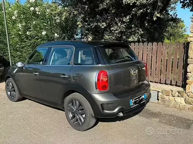 Usata Mini Countryman 143 CV (105 kW) 2014 Grigio SUV