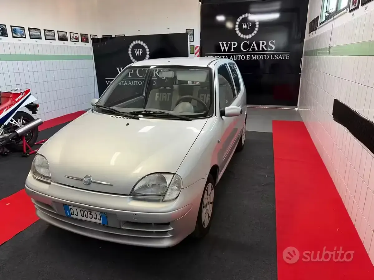 Usata Fiat 600 Anniversary 54 CV (39 kW) 2007 Grigio Utilitaria
