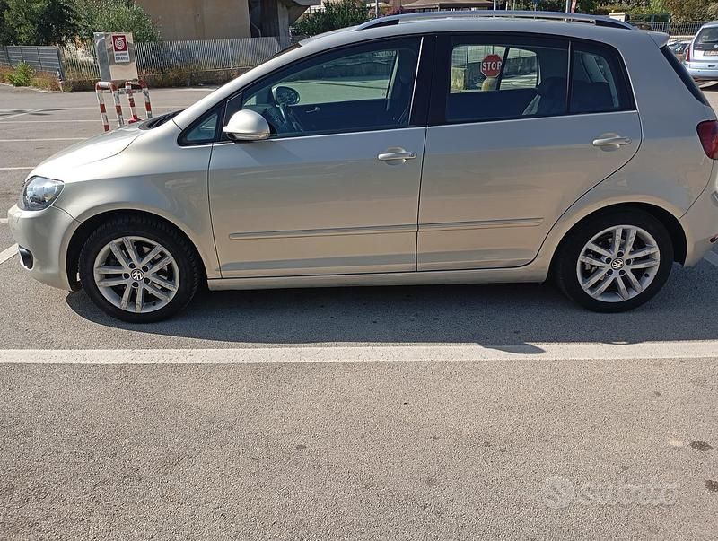 Grigio Usata 2010 VW Golf VI Utilitaria | 5300 € (Super prezzo) - Immagine 1/4