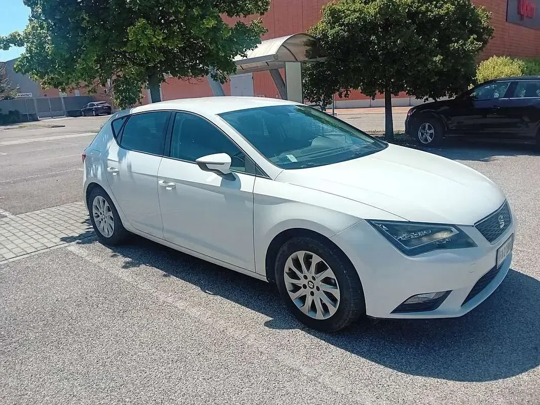 Usata Seat Leon Style 110 CV (80 kW) 2016 Berlina