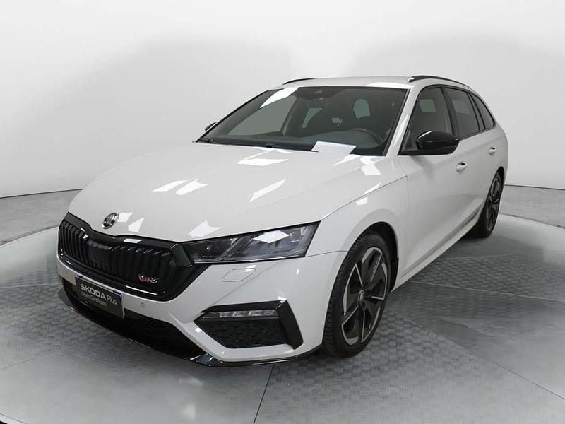 Usata Skoda Octavia RS 200 CV (147 kW) 2023 Bianco Station wagon