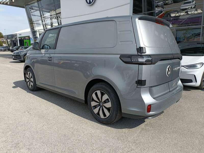 Nuova VW ID. Buzz 210 kW (286 CV) 2025 Argento mono metallizzato Monovolume
