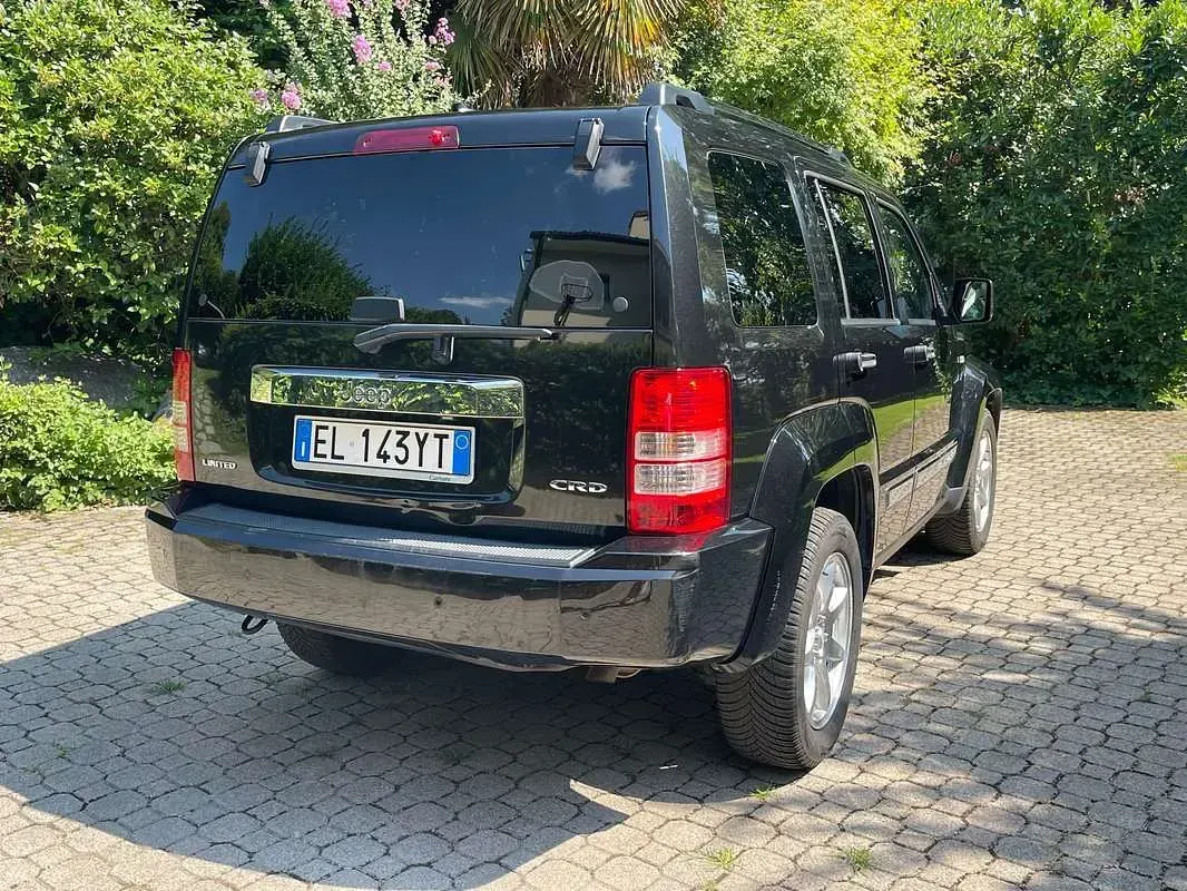 Usata Jeep Cherokee Limited 200 CV (147 kW) 2012 Nero SUV