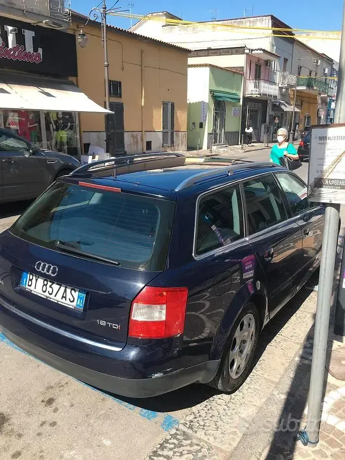 Usata Audi A4 130 CV (95 kW) 2003 Blu Berlina