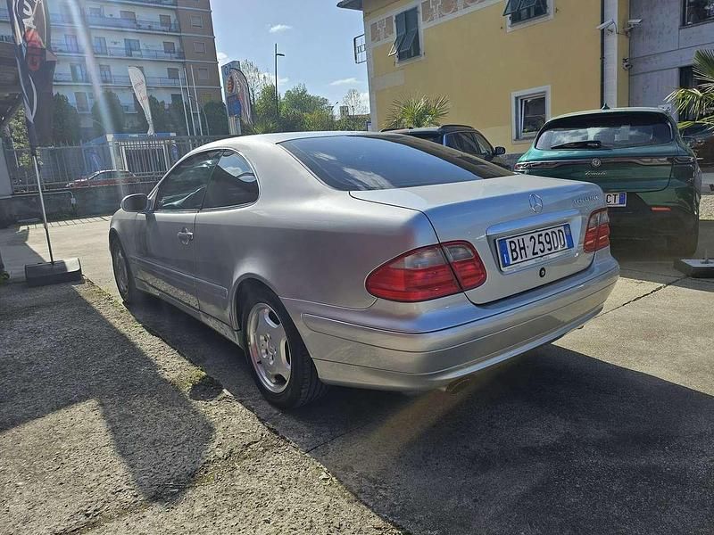 Usata Mercedes CLK200 Elegance 192 CV (141 kW) 2000 Argento Coupé