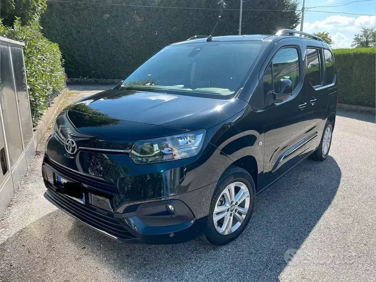 Usata Toyota Proace City City 131 CV (96 kW) 2023 Monovolume