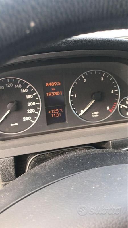 Usata Mercedes A180 Elegance 116 CV (85 kW) 2010 Bianco