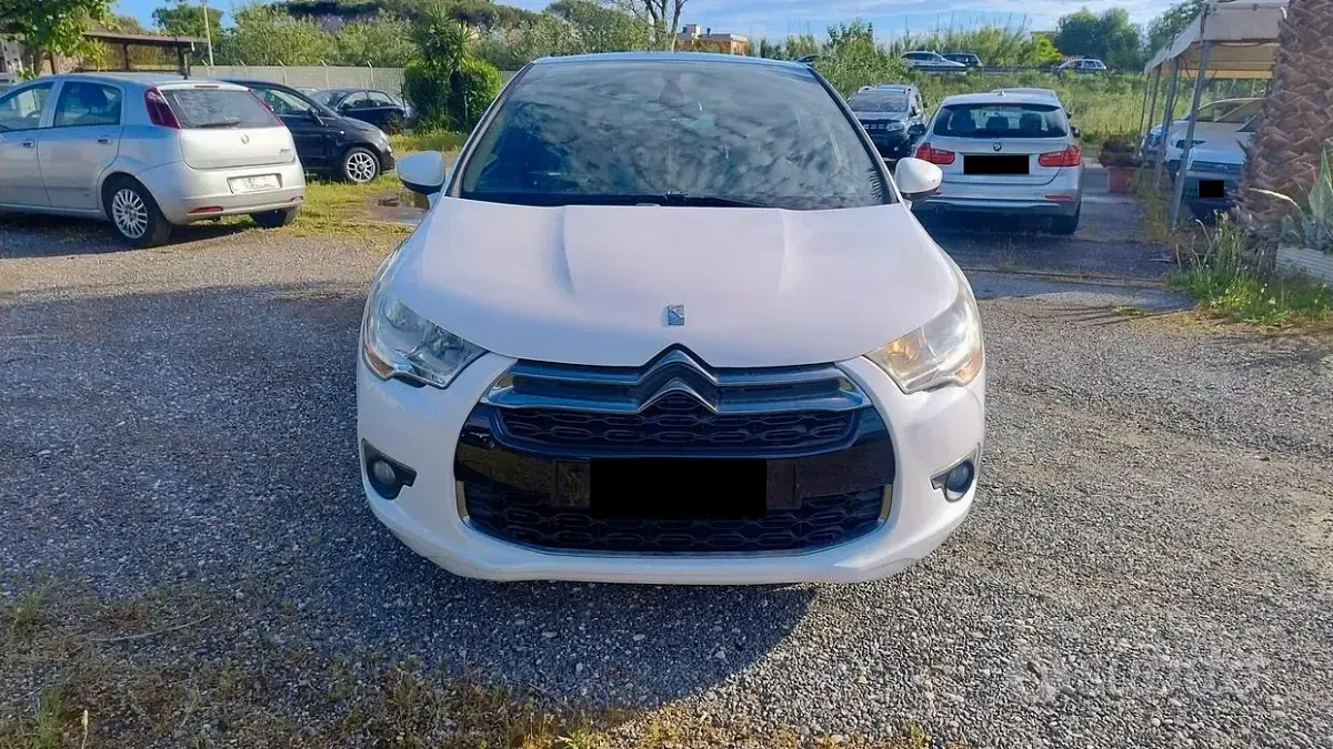 Gebraucht DS Automobiles DS4 So Chic 114 PS (83 kW) 2013 Weiß Limousine