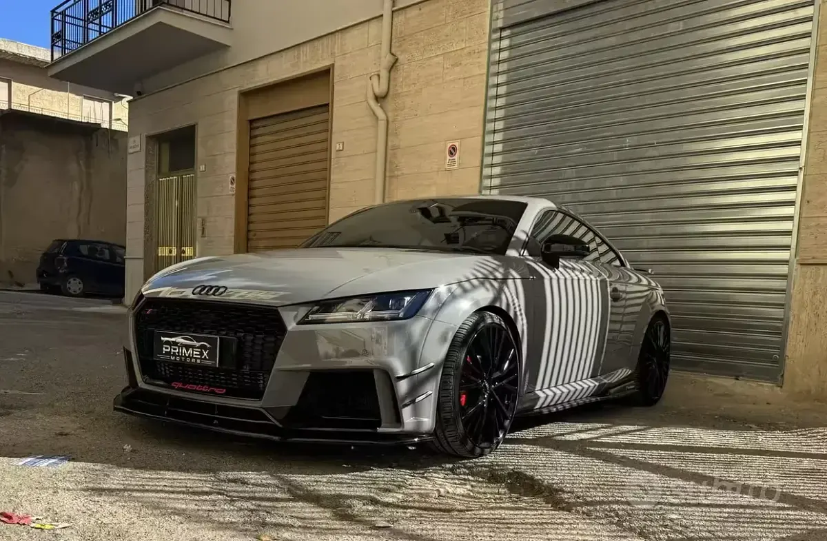Usata Audi TT Sport 400 CV (294 kW) 2018 Grigio Coupé