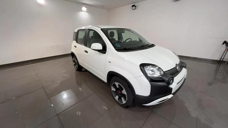Usata Fiat Panda Cross Cross 69 CV (50 kW) 2023 Bianco Utilitaria