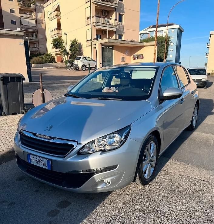 Usata Peugeot 308 Business-Line 120 CV (88 kW) 2016 Grigio Berlina