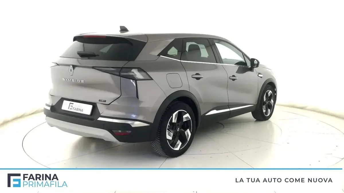 Usado Renault Symbioz Iconic 93 CV (68 kW) 2025 Gris SUV
